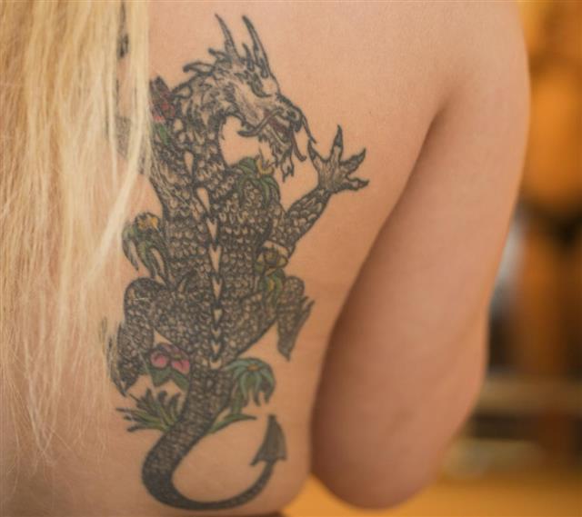 Chinese Dragon Tattoo on Thigh | Chinese Temple
