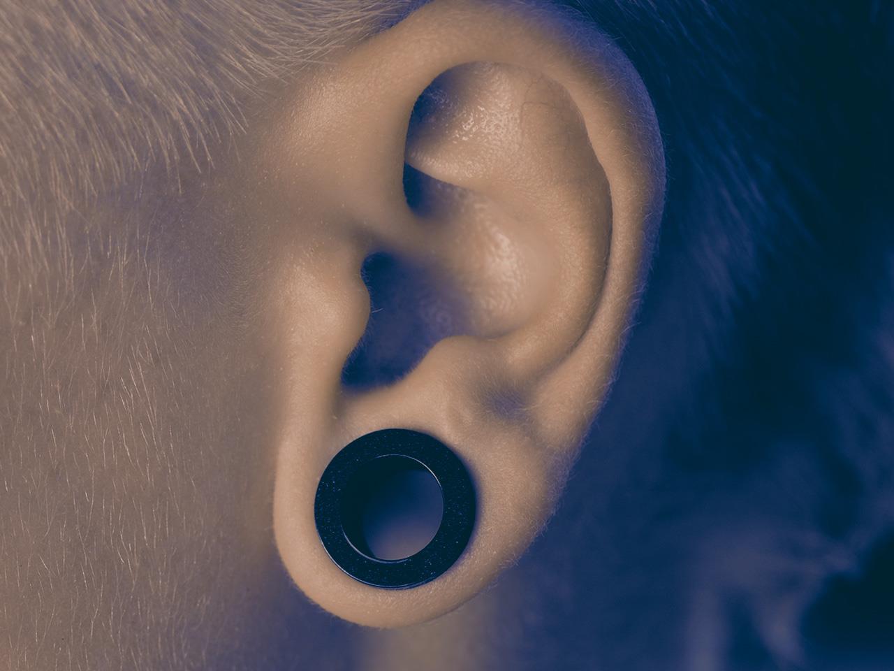 are-homemade-ear-gauges-safe