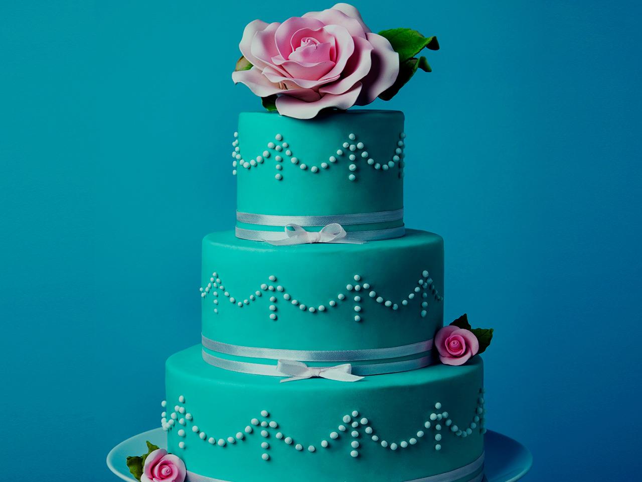 alternatives-to-wedding-cake-toppers