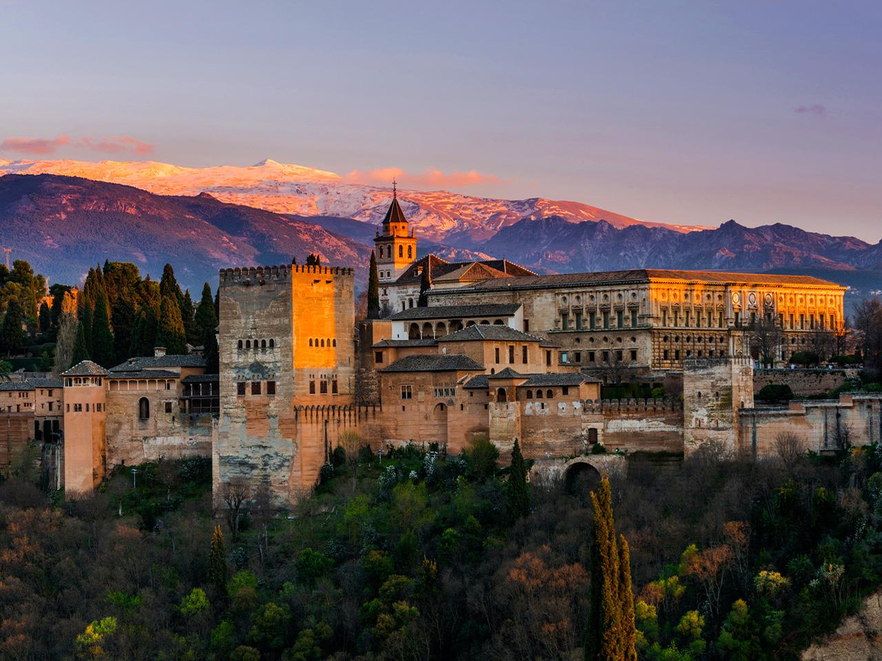 granada tourist attractions