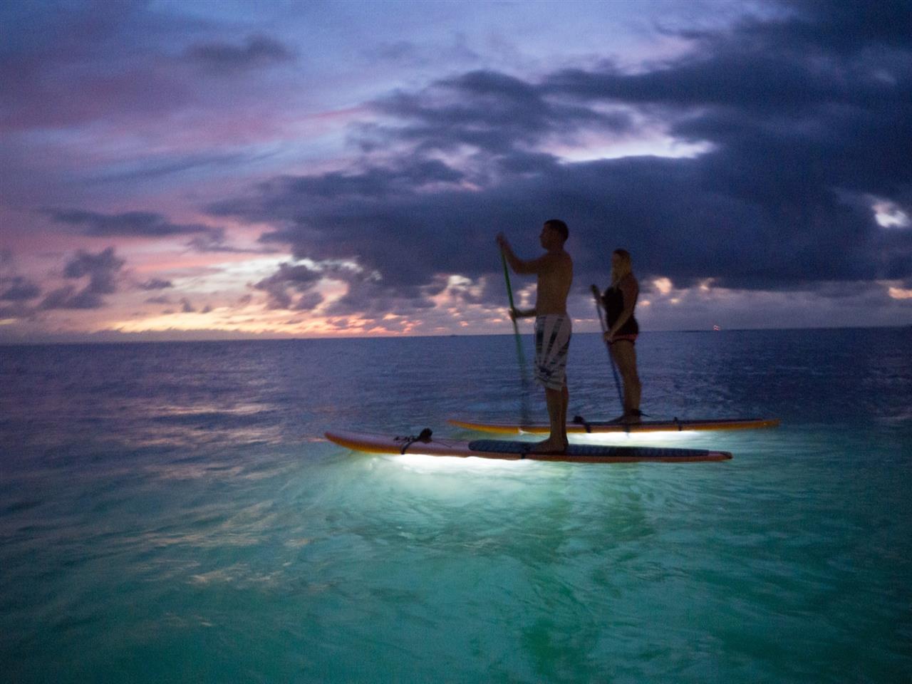 Tips You Should Know for Paddle Boarding at Night