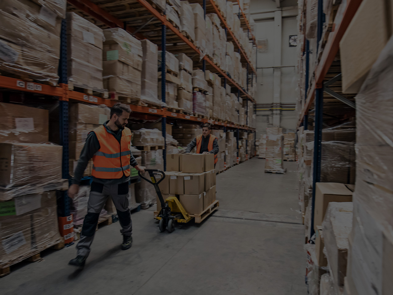 Advantages and Disadvantages of Contract Warehousing