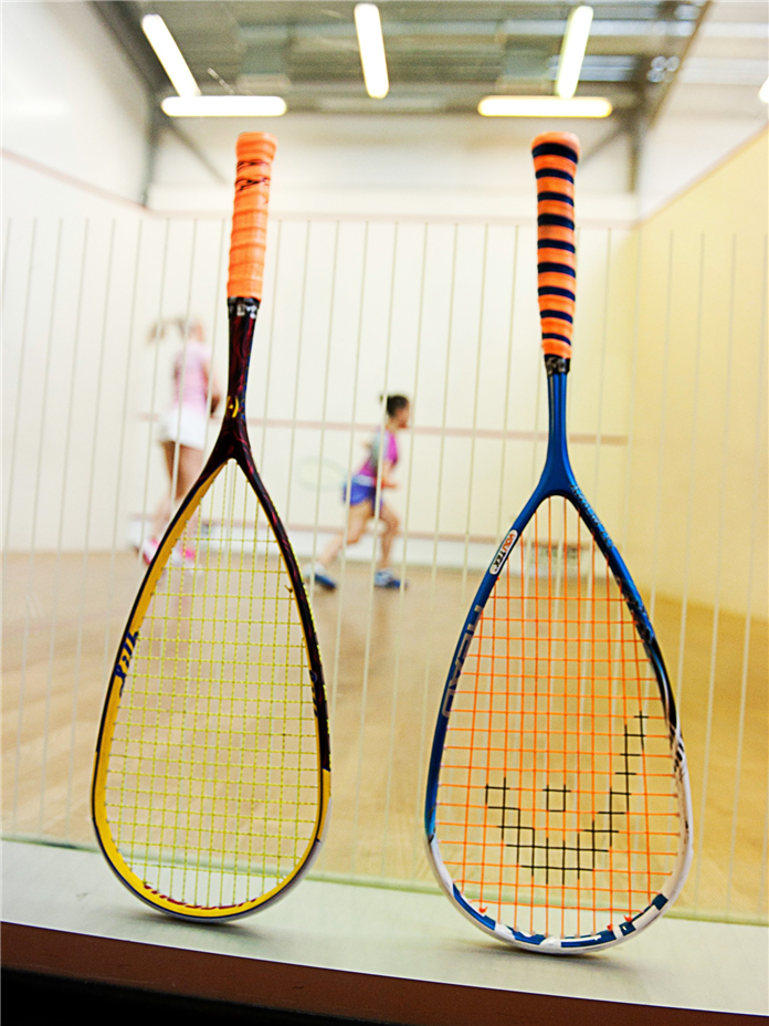 racket vs racquet